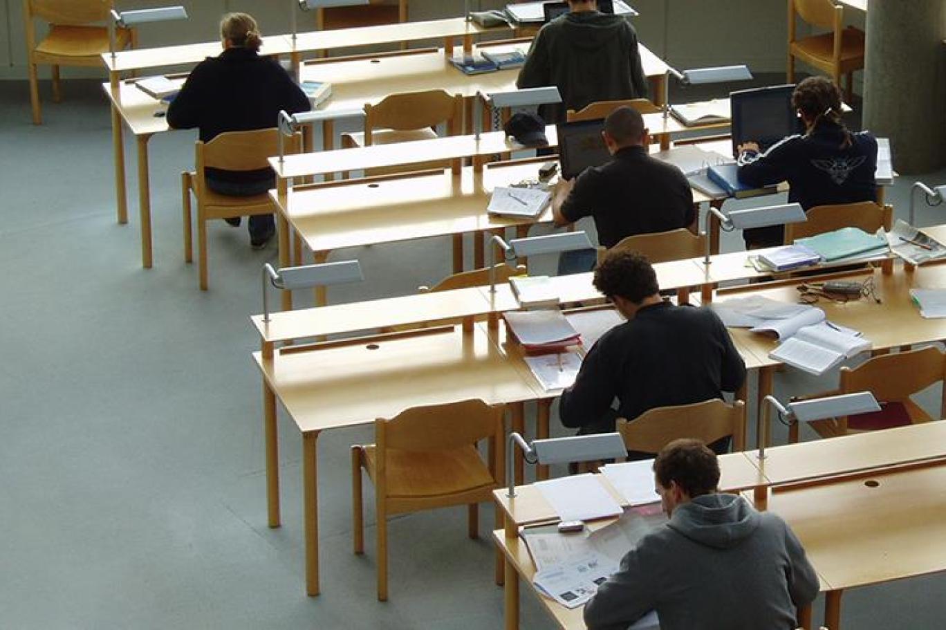 Vakıf üniversitelerinin hâl-i pür melâli: 2025 YKS sonuçlarının söyledikleri